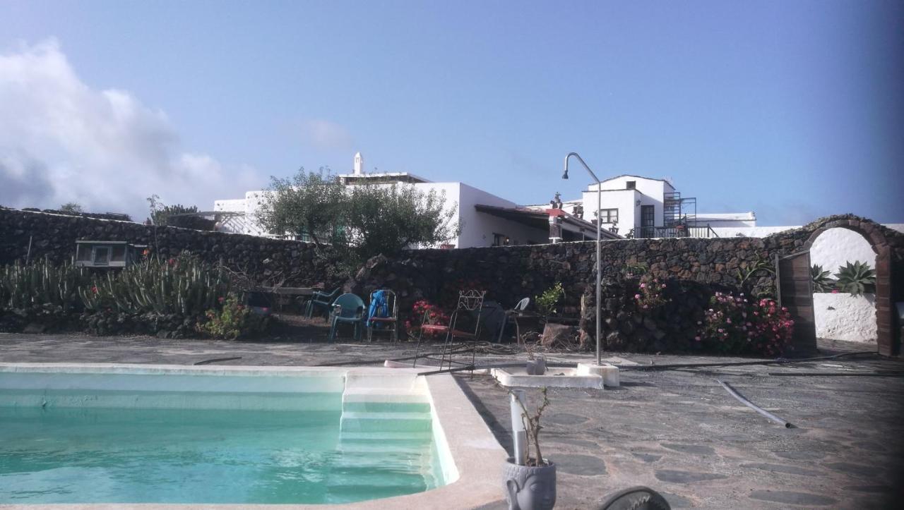 El Cortijo Eco Finca Hotel Ye Esterno foto